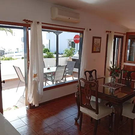 Casa Brisamar , Private Sea View House In 卡门港